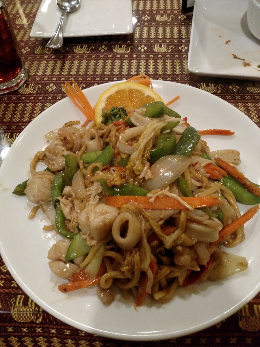 Thai Sawatdee-5