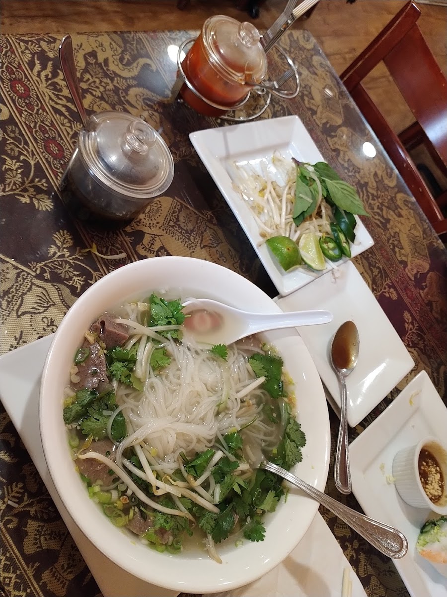 Thai Sawatdee-6